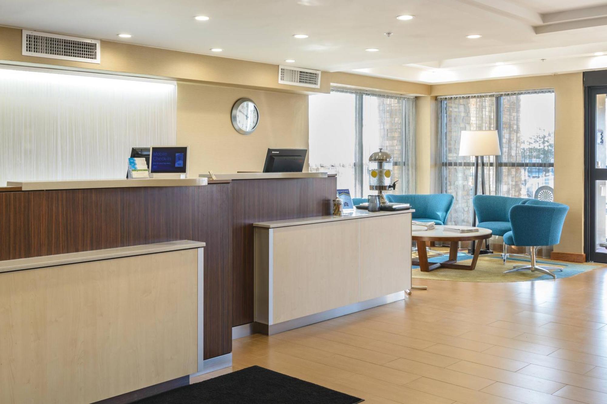 Fairfield Inn Manchester - Boston Regional Airport Exteriér fotografie